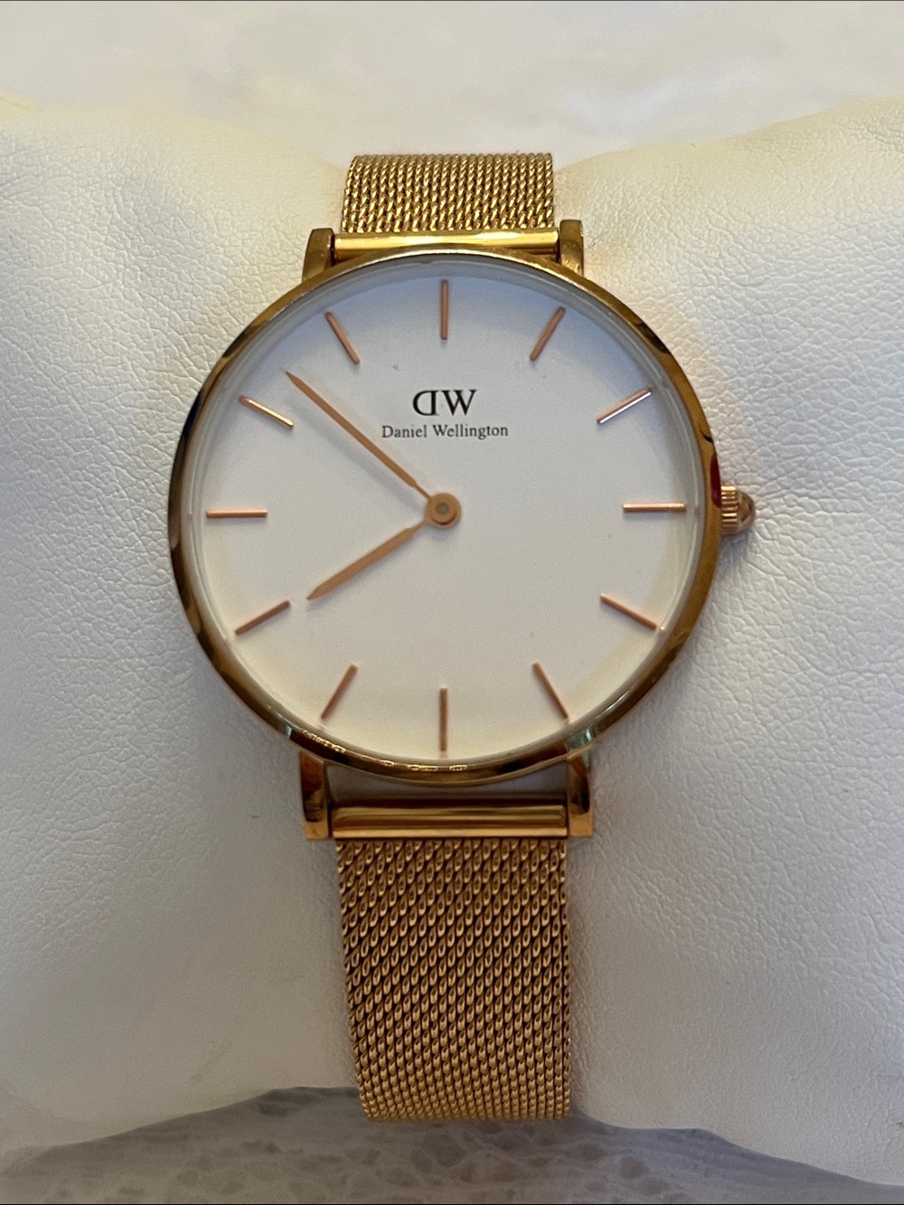 Daniel Wellington Rose Gold Mesh Bracelet Watch with White Dial